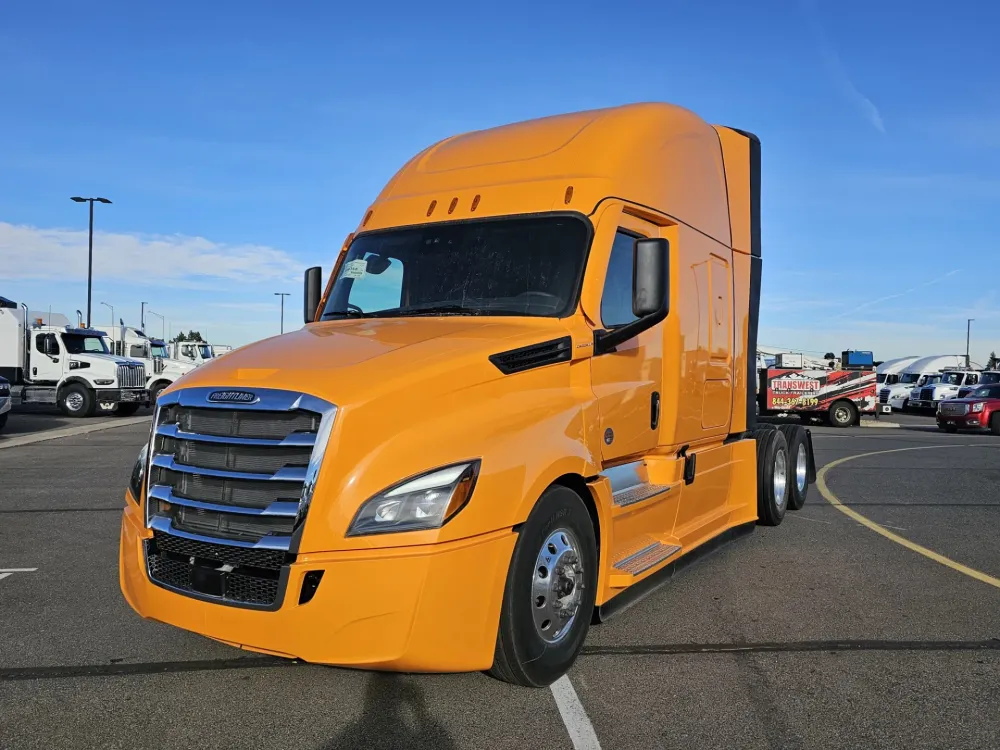 2025 Freightliner Cascadia 126