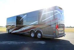 2023 Emerald Prevost H3-45 | Thumbnail Photo 22 of 34