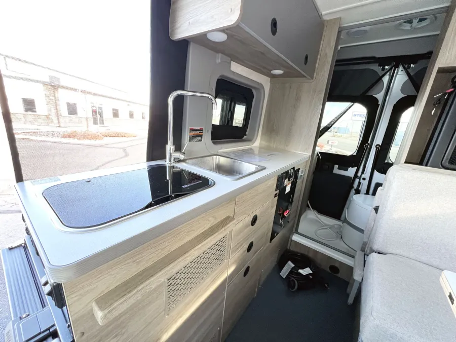 2024 Winnebago Solis Pocket 36B | Photo 5 of 10