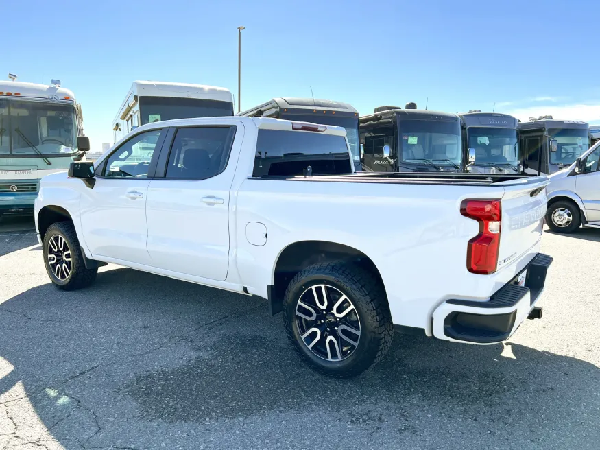 2019 Chevrolet Silverado 1500 | Photo 10 of 20