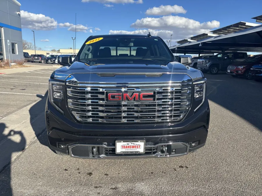 2022 GMC Sierra 1500 Denali | Photo 7 of 22