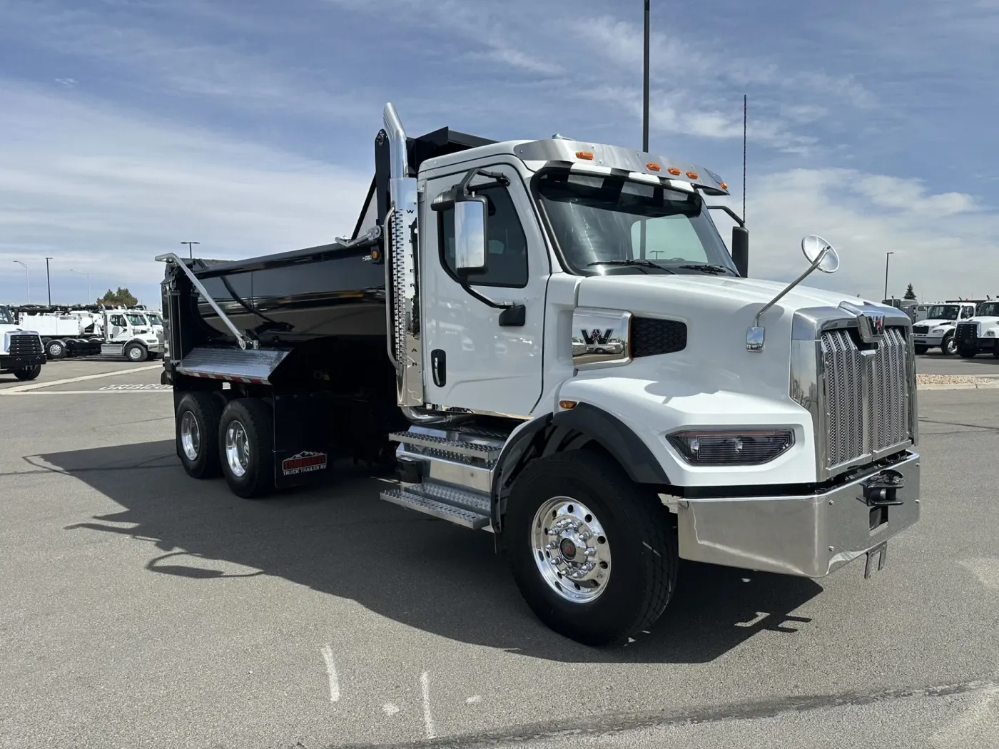 2025 Western Star 47X | Photo 3 of 16