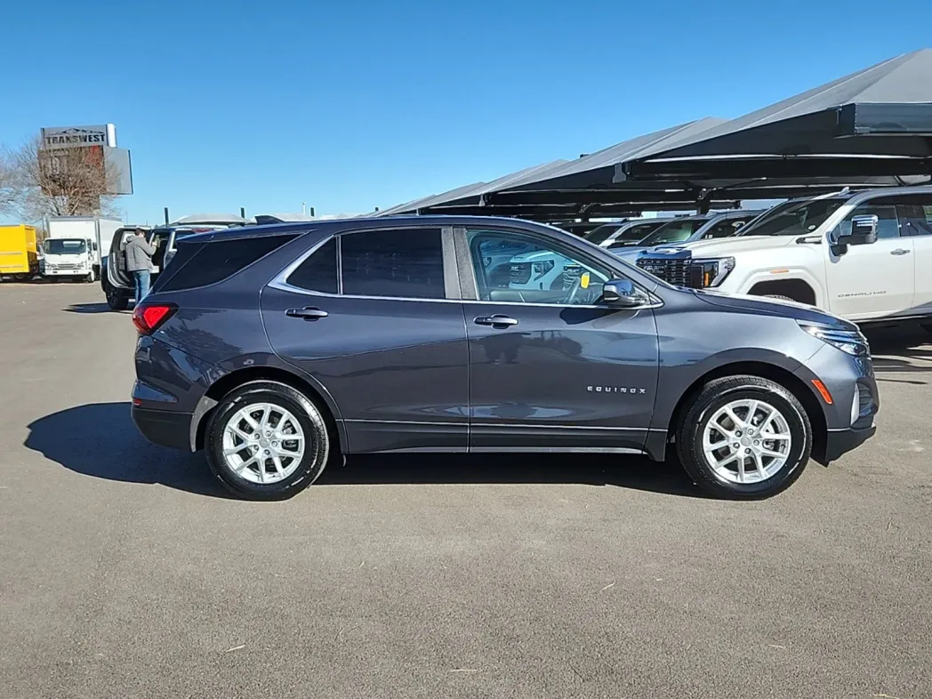 2023 Chevrolet Equinox LT 