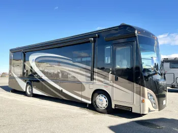 2016 Winnebago Journey 36M