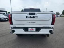 2024 GMC Sierra 2500HD Denali Ultimate | Thumbnail Photo 12 of 28