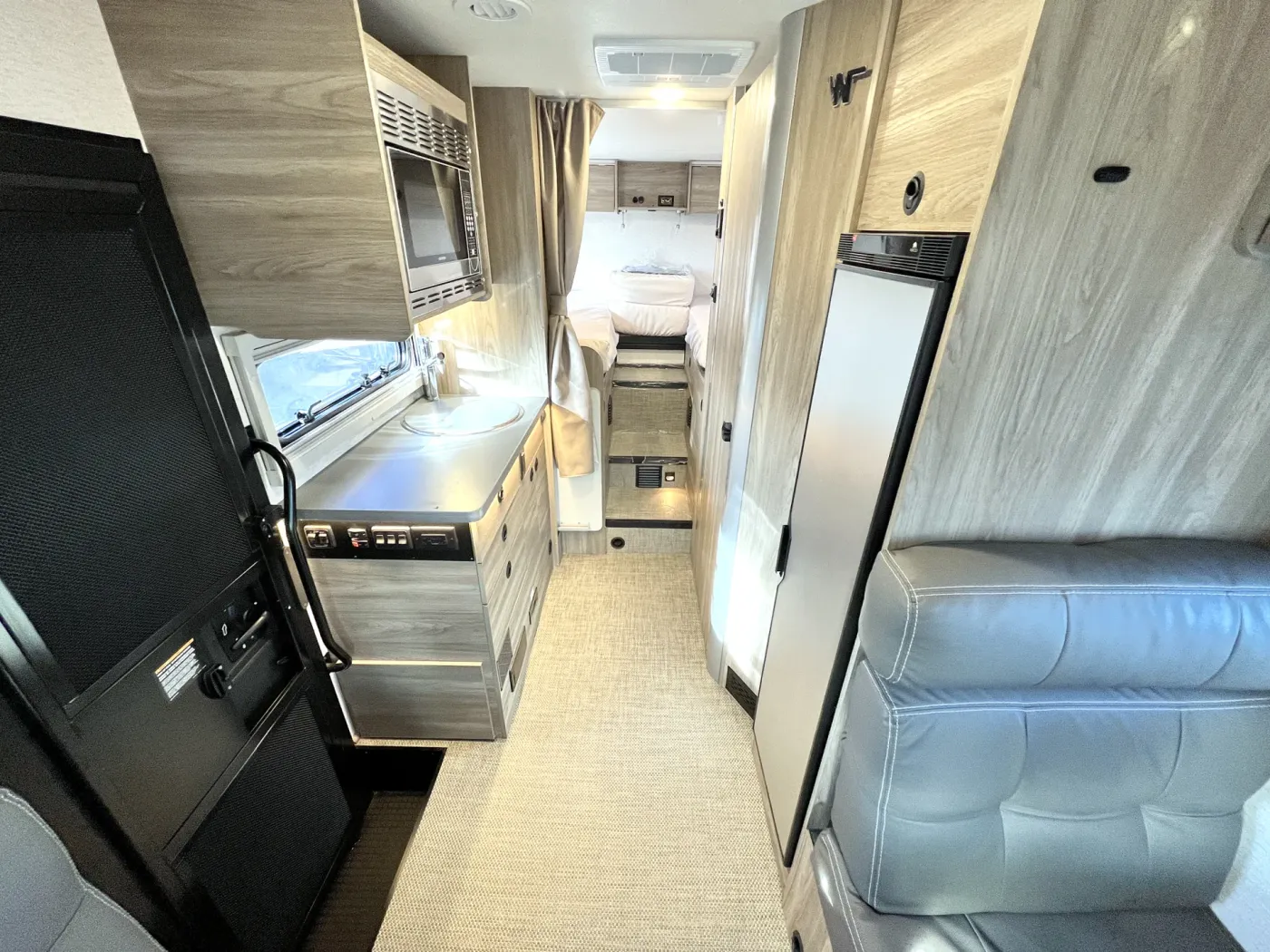 2025 Winnebago EKKO 23B | Photo 3 of 20