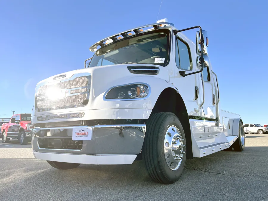 2024 Freightliner M2 106 Plus Summit Hauler | Photo 24 of 24