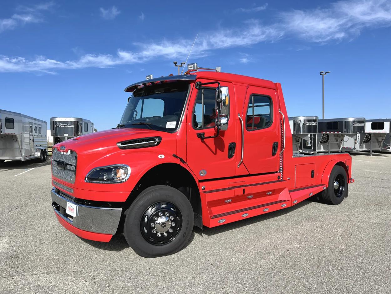 2024 Freightliner M2 106 Summit Hauler 