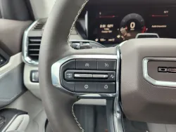 2024 GMC Acadia AWD Denali | Thumbnail Photo 22 of 28