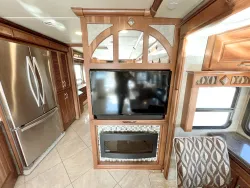 2016 Winnebago Journey 36M | Thumbnail Photo 15 of 29