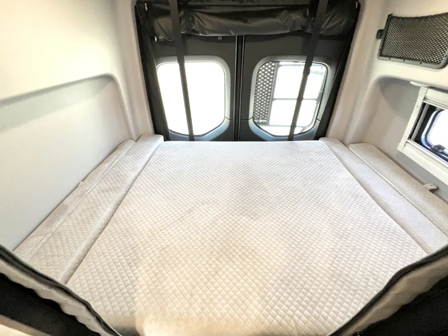 2025 Winnebago Revel 44E | Photo 12 of 20