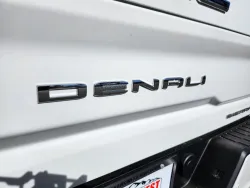 2025 GMC Sierra 2500HD Denali Ultimate | Thumbnail Photo 13 of 31