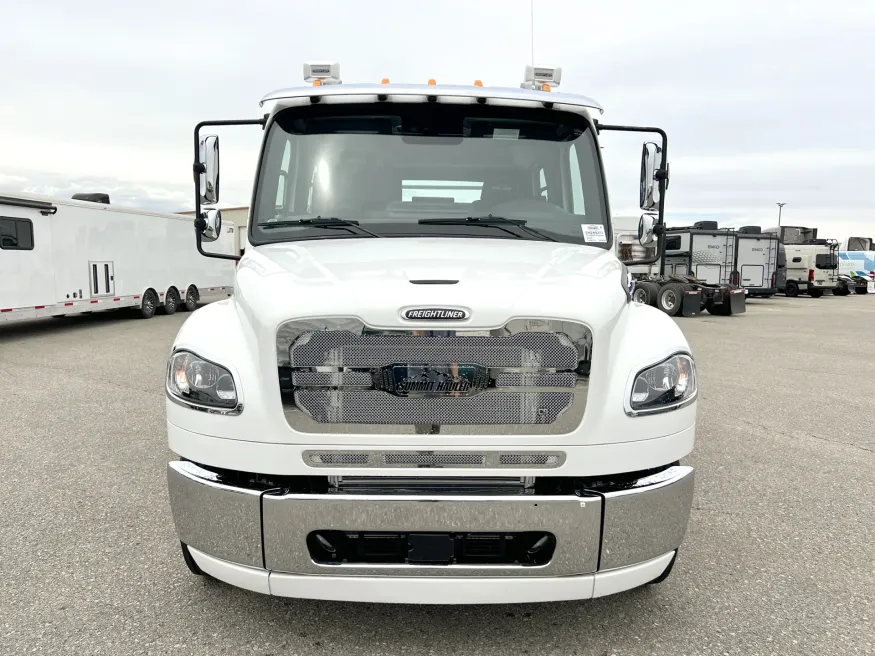 2024 Freightliner M2 106 Summit Hauler | Photo 22 of 23