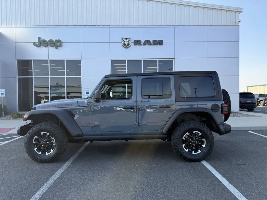 2024 Jeep Wrangler Rubicon | Photo 1 of 15