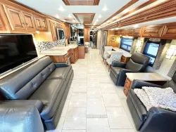 2017 Newmar Dutch Star 4369 | Thumbnail Photo 4 of 32