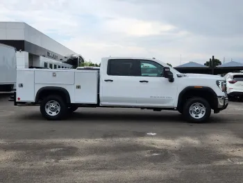 2024 GMC Sierra 2500HD Pro