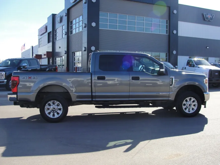 2022 Ford F-250 | Photo 6 of 13