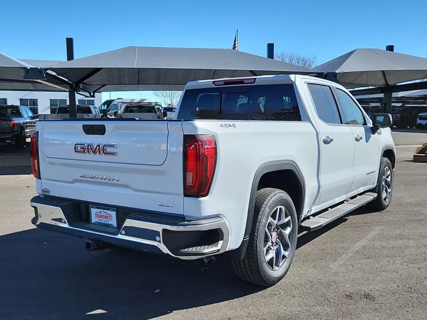 2025 GMC Sierra 1500 SLT | Photo 2 of 26