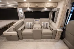 2024 Newmar Ventana 3809 | Thumbnail Photo 8 of 29