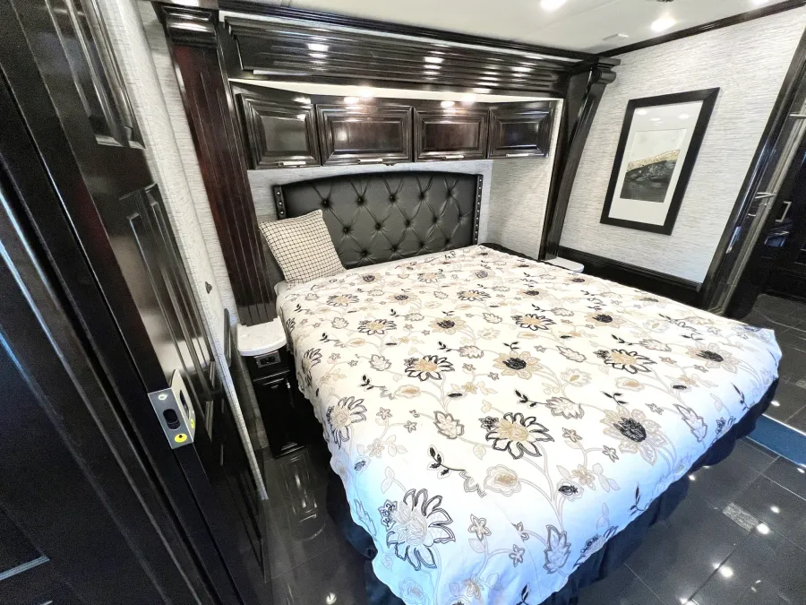 2020 Newmar London Aire 4543 | Photo 13 of 31