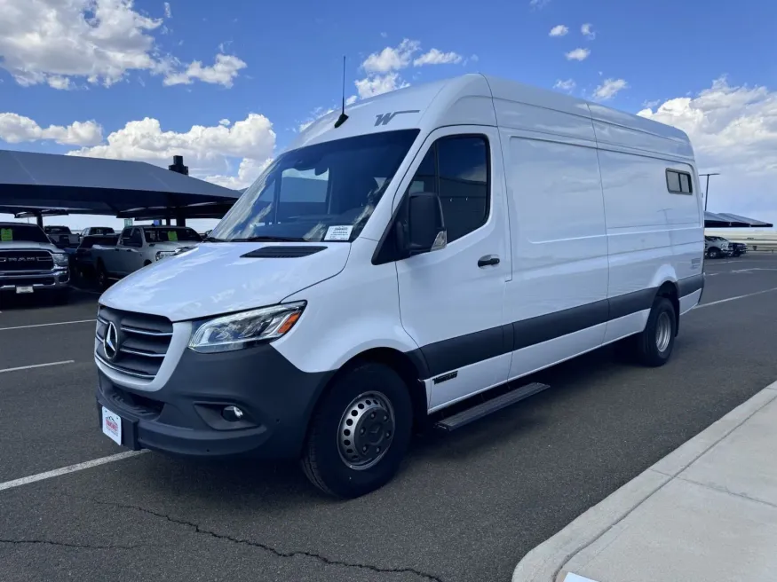 2023 Mercedes Benz Winabego Adventure Wagon | Photo 3 of 32