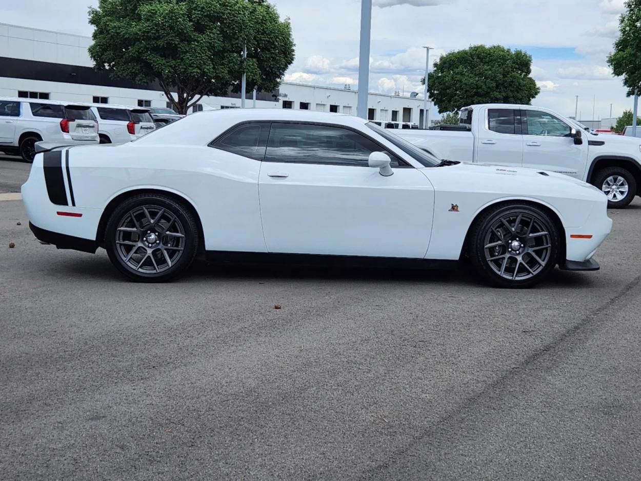 2016 Dodge Challenger R/T Scat Pack 