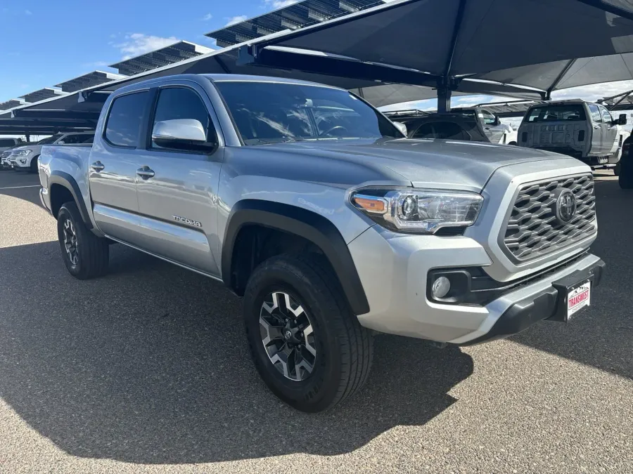 2022 Toyota Tacoma 4WD TRD Off Road | Photo 6 of 18