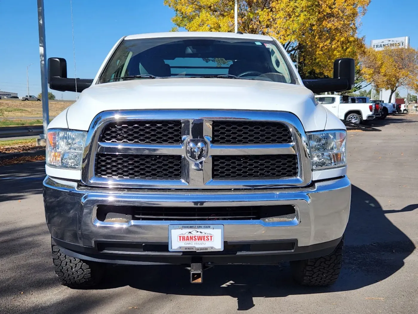 2016 RAM 2500 Tradesman | Photo 4 of 29