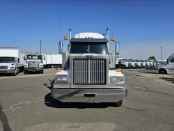 2019 Western Star 4900FA | Thumbnail Photo 2 of 23