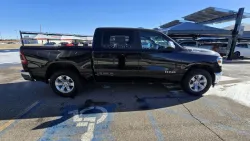 2024 RAM 1500 | Thumbnail Photo 4 of 32