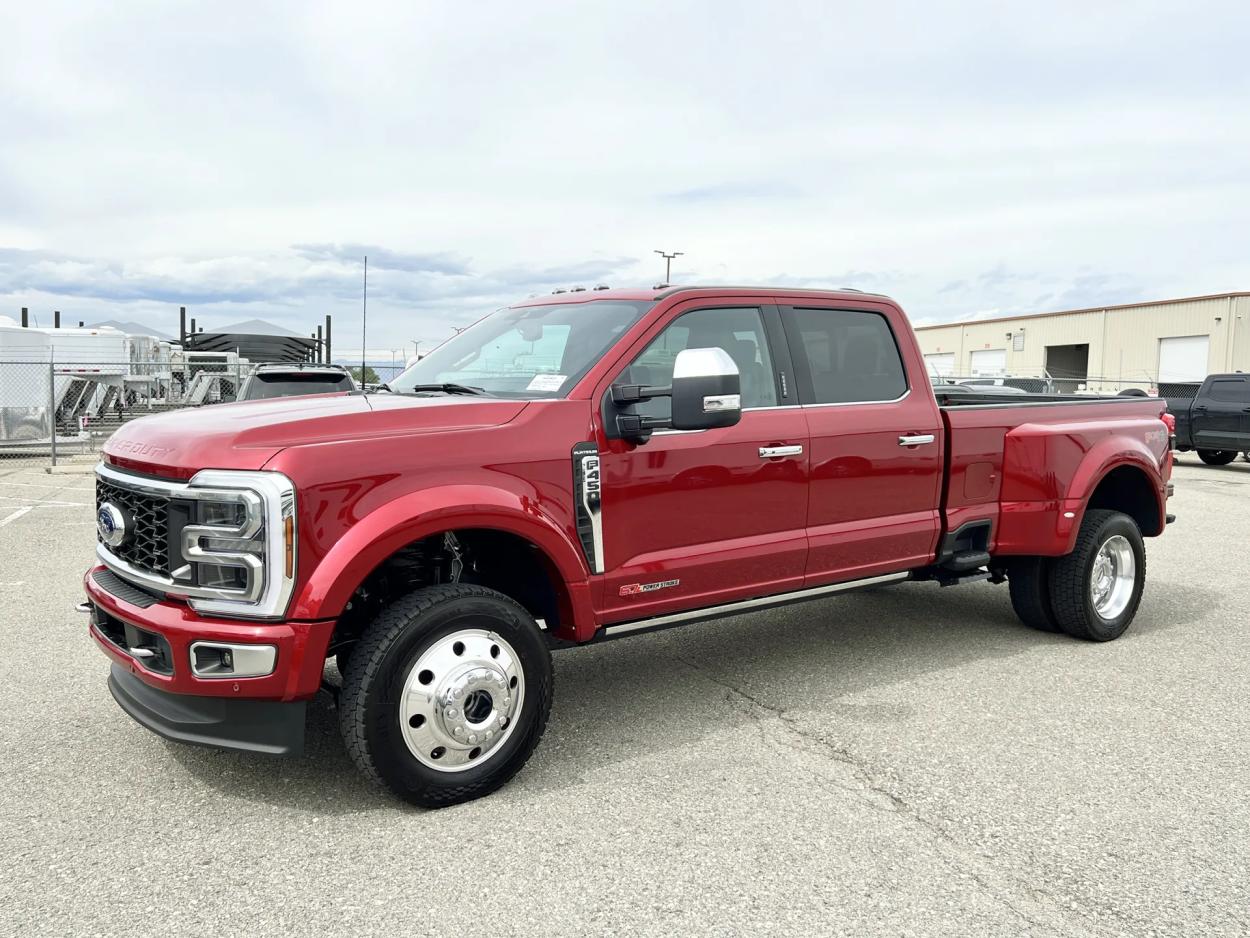 2024 Ford F-450 Platinum 