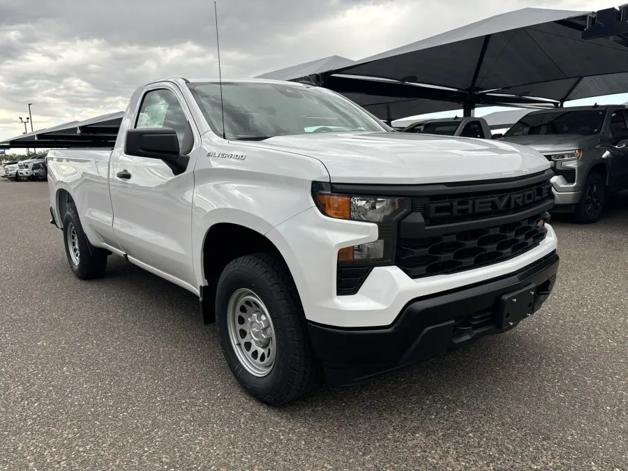 2024 Chevrolet Silverado 1500 Work Truck | Photo 6 of 18