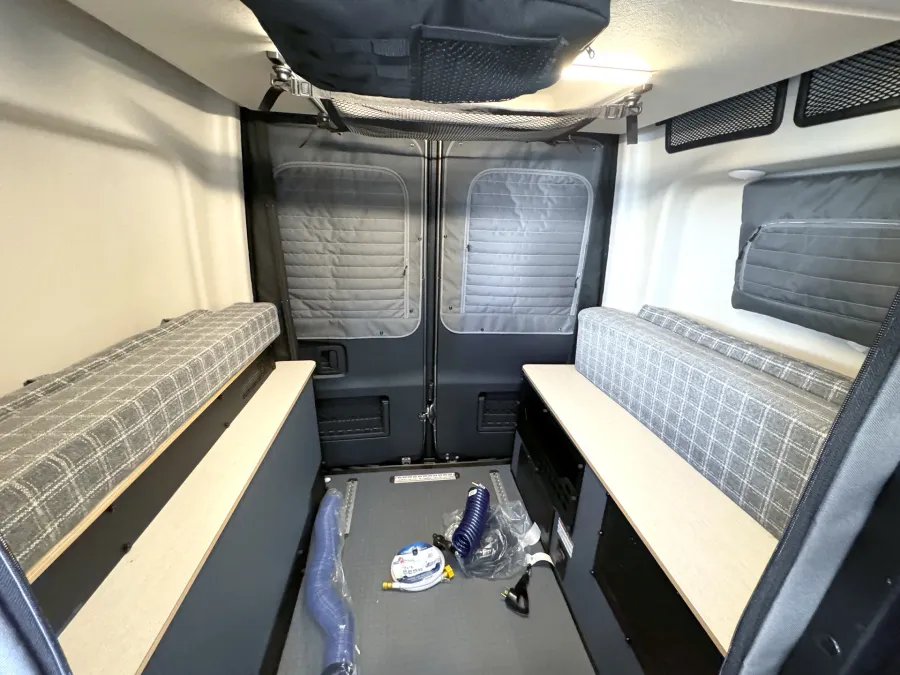 2025 Winnebago Revel 44E | Photo 10 of 17