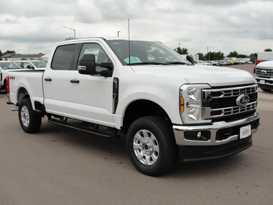 2024 Ford F-250 | Photo 7 of 18