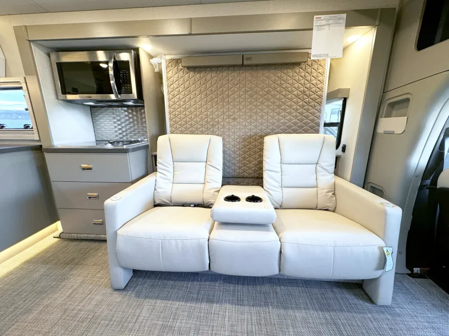 2025 Winnebago Navion 24T | Photo 6 of 26