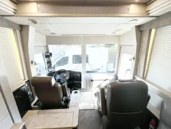 2017 Emerald Prevost X3 | Thumbnail Photo 5 of 37