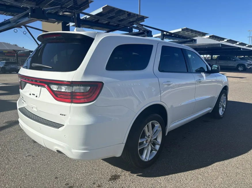 2022 Dodge Durango GT | Photo 4 of 21