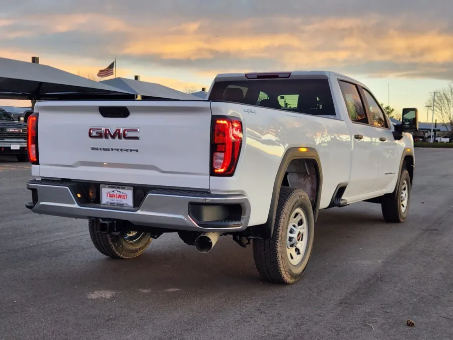 2025 GMC Sierra 3500HD Pro | Photo 2 of 30