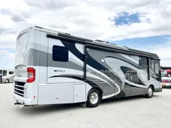 2014 Itasca Meridian 36M | Thumbnail Photo 19 of 30