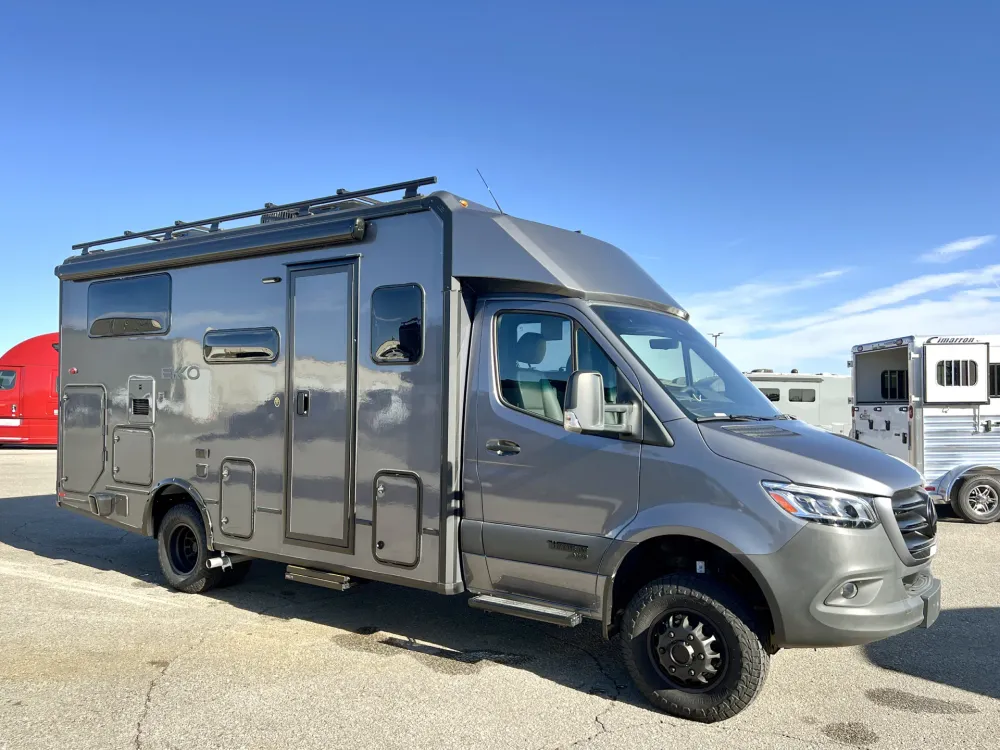 2025 Winnebago EKKO 23B