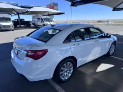 2014 Chrysler 200 Limited | Thumbnail Photo 4 of 16