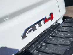 2025 GMC Sierra 3500HD AT4 | Thumbnail Photo 14 of 29