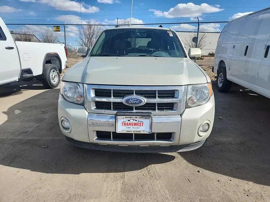 2008 Ford Escape Limited | Photo 1 of 3