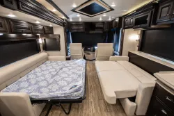 2020 Newmar Dutch Star 4369 | Thumbnail Photo 4 of 13