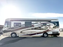 2016 Newmar Dutch Star 3736 | Thumbnail Photo 21 of 28