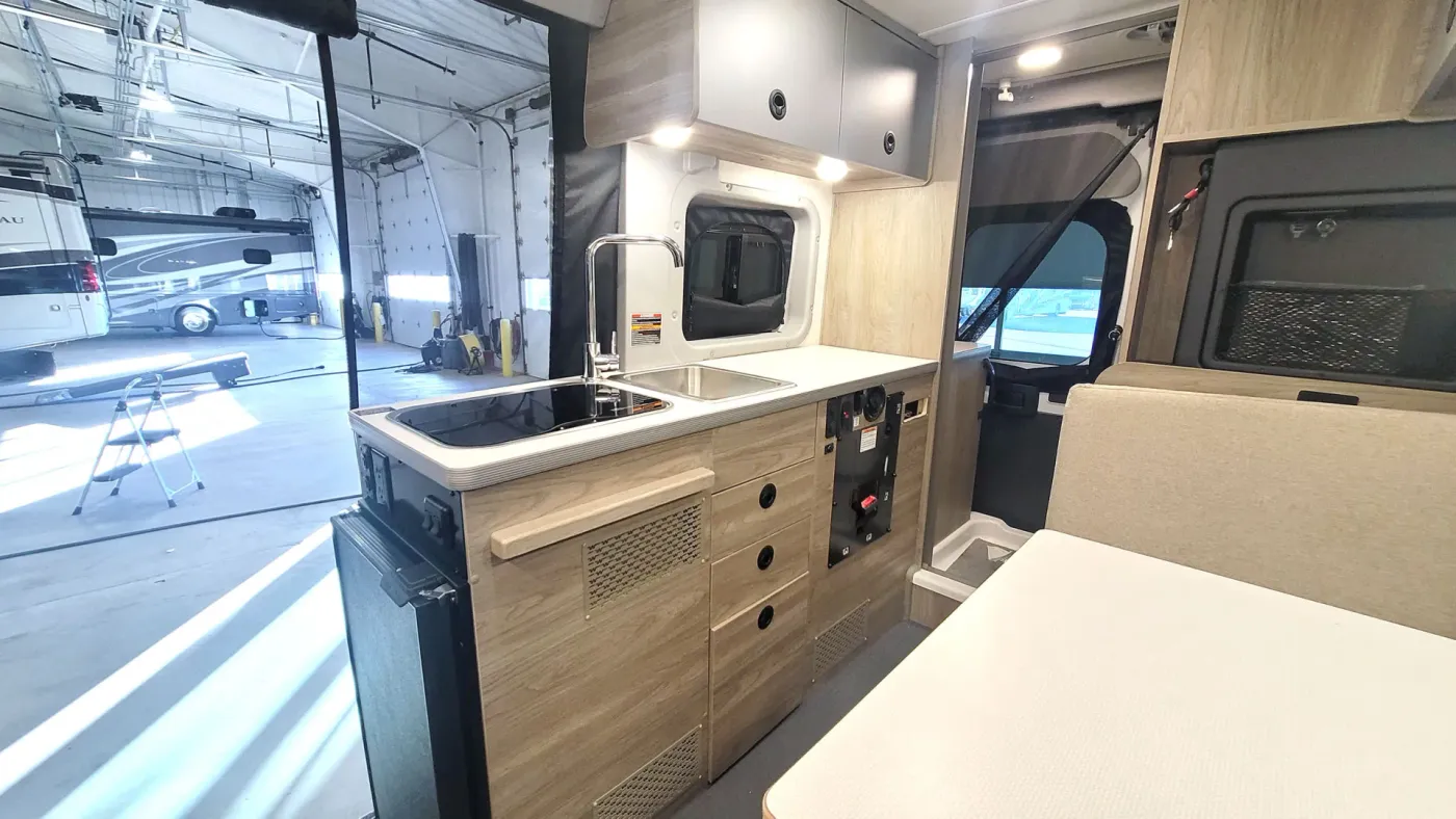 2024 Winnebago Solis Pocket 36B | Photo 5 of 17