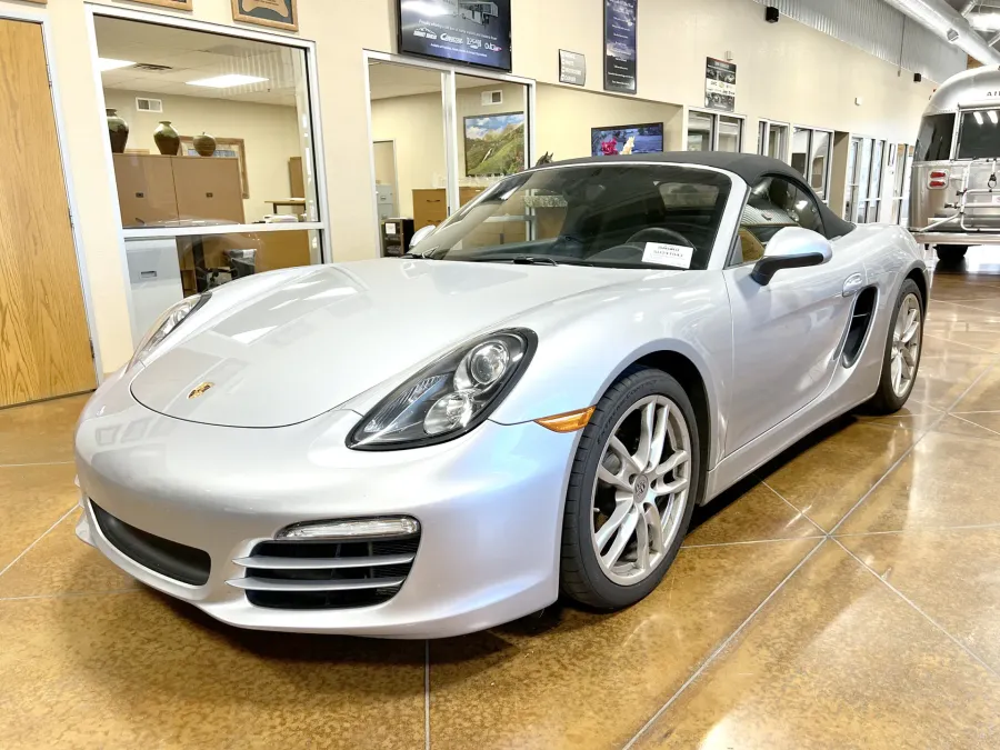 2014 Porsche Boxster | Photo 1 of 13