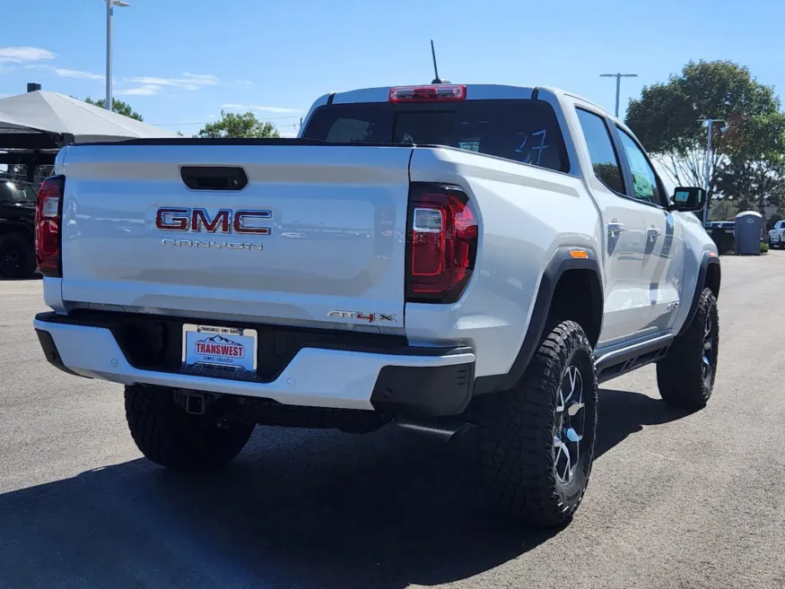 2024 GMC Canyon 4WD AT4X | Photo 2 of 29