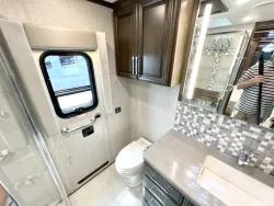 2023 Newmar Supreme Aire 4509 | Thumbnail Photo 22 of 37