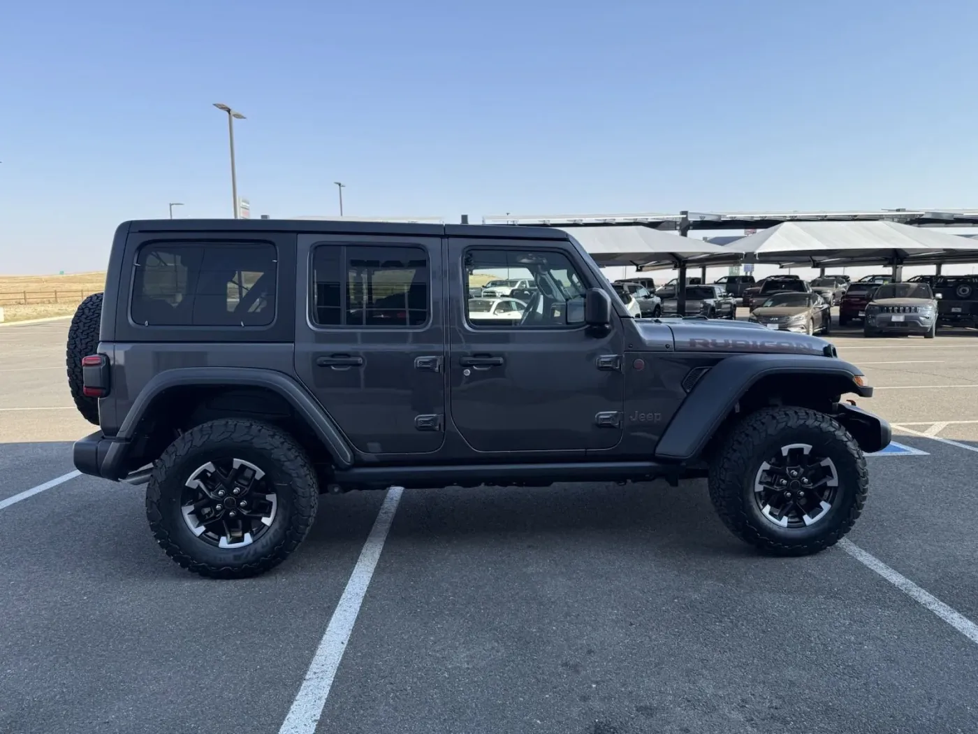 2024 Jeep Wrangler Rubicon | Photo 5 of 16